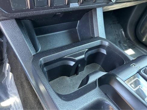 Used 2022 Toyota Tacoma SR image 26