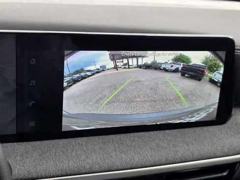 Used 2026 Nissan Kicks SV FWD image 12
