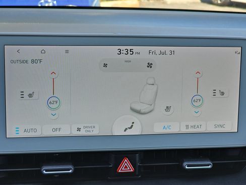 Certified 2024 Hyundai Ioniq 5 SE RWD image 28