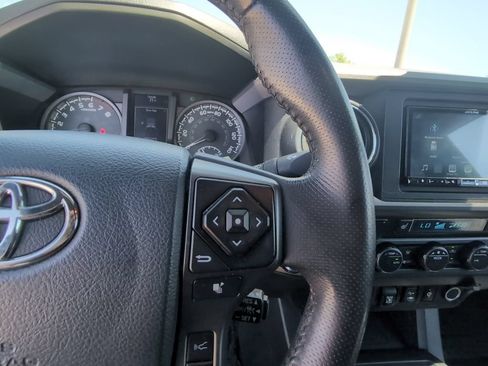 Used 2019 Toyota Tacoma TRD Pro AWD/4WD image 17