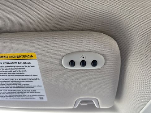 Certified 2024 Ford Edge Titanium w/ Titanium Elite Package image 36