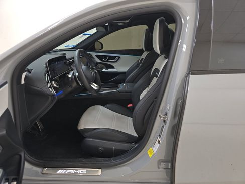 Used 2025 Mercedes-Benz E 53 AMG e 4MATIC Sedan image 8
