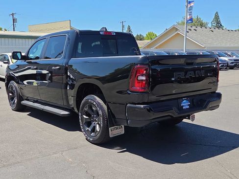 New 2026 RAM 1500 Express AWD/4WD image 12