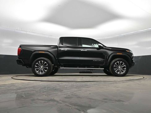 New 2026 GMC Canyon Denali image 37