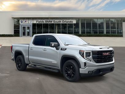Used 2025 GMC Sierra 1500 Elevation w/ Elevation Premium Package