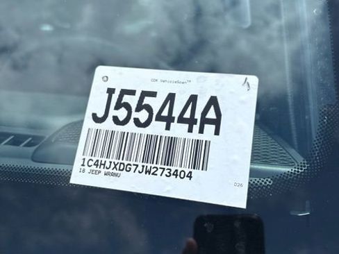 Used 2018 Jeep Wrangler Unlimited Sport AWD/4WD image 32