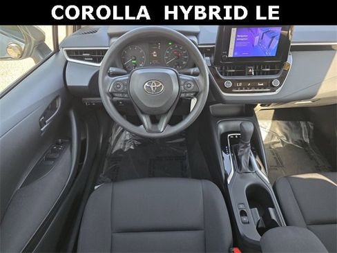 Used 2023 Toyota Corolla LE image 19