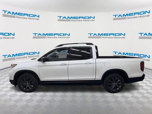 Used 2021 Honda Ridgeline Sport image 2