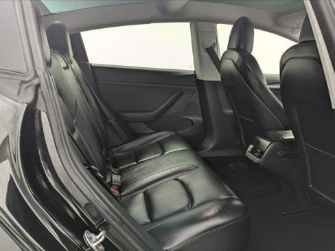 Used 2022 Tesla Model 3 Performance image 18