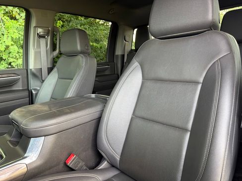Used 2025 Chevrolet Silverado 3500 LTZ w/ LTZ Plus Package AWD/4WD image 4