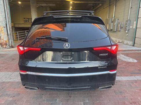 Used 2022 Acura MDX SH-AWD w/ Technology Package image 4