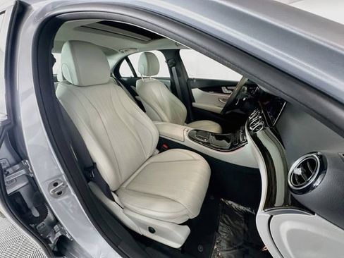 Certified 2022 Mercedes-Benz E 350 4MATIC Sedan image 28