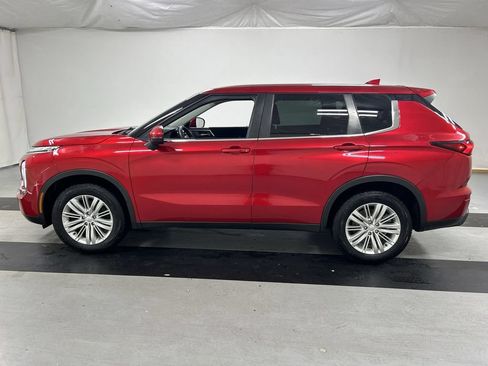 Used 2022 Mitsubishi Outlander ES AWD/4WD image 6
