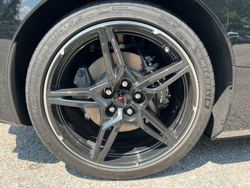 Used 2024 Chevrolet Corvette Stingray Premium Cpe w/ 3LT RWD image 12