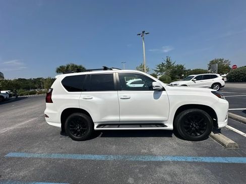 Used 2022 Lexus GX 460 w/ Black Line Special Edition AWD/4WD image 3