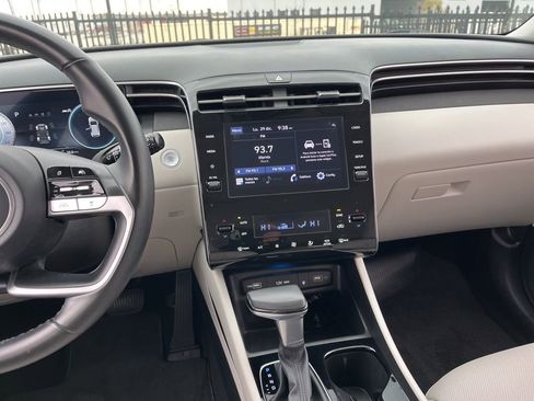 Used 2023 Hyundai Tucson SEL w/ Convenience Package image 18