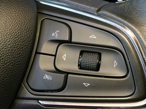 Used 2023 Buick Encore GX Select w/ Experience Buick Package AWD/4WD image 22