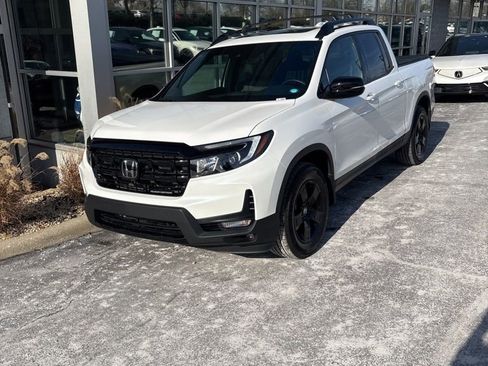 Used 2025 Honda Ridgeline Black Edition image 1