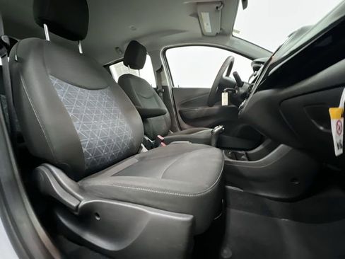 Certified 2022 Chevrolet Spark LT image 25