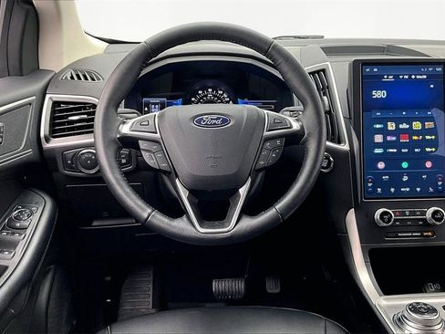 Used 2024 Ford Edge SEL w/ Convenience Package image 5