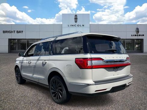 Used 2021 Lincoln Navigator L Reserve AWD/4WD image 3