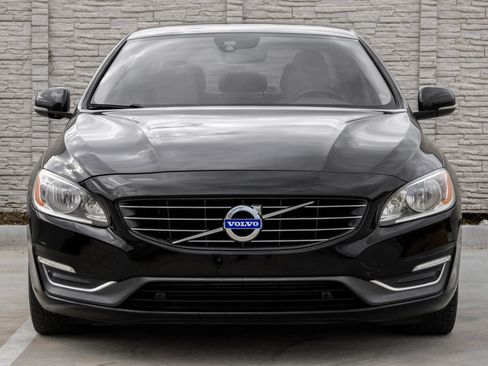 Used 2015 Volvo S60 T5 Premier image 4