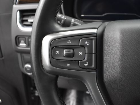 Used 2023 Chevrolet Suburban Premier RWD image 13