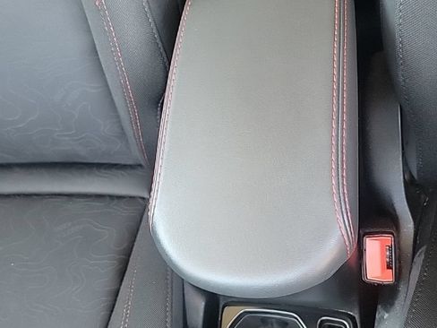 Used 2023 Jeep Renegade Trailhawk AWD/4WD image 31