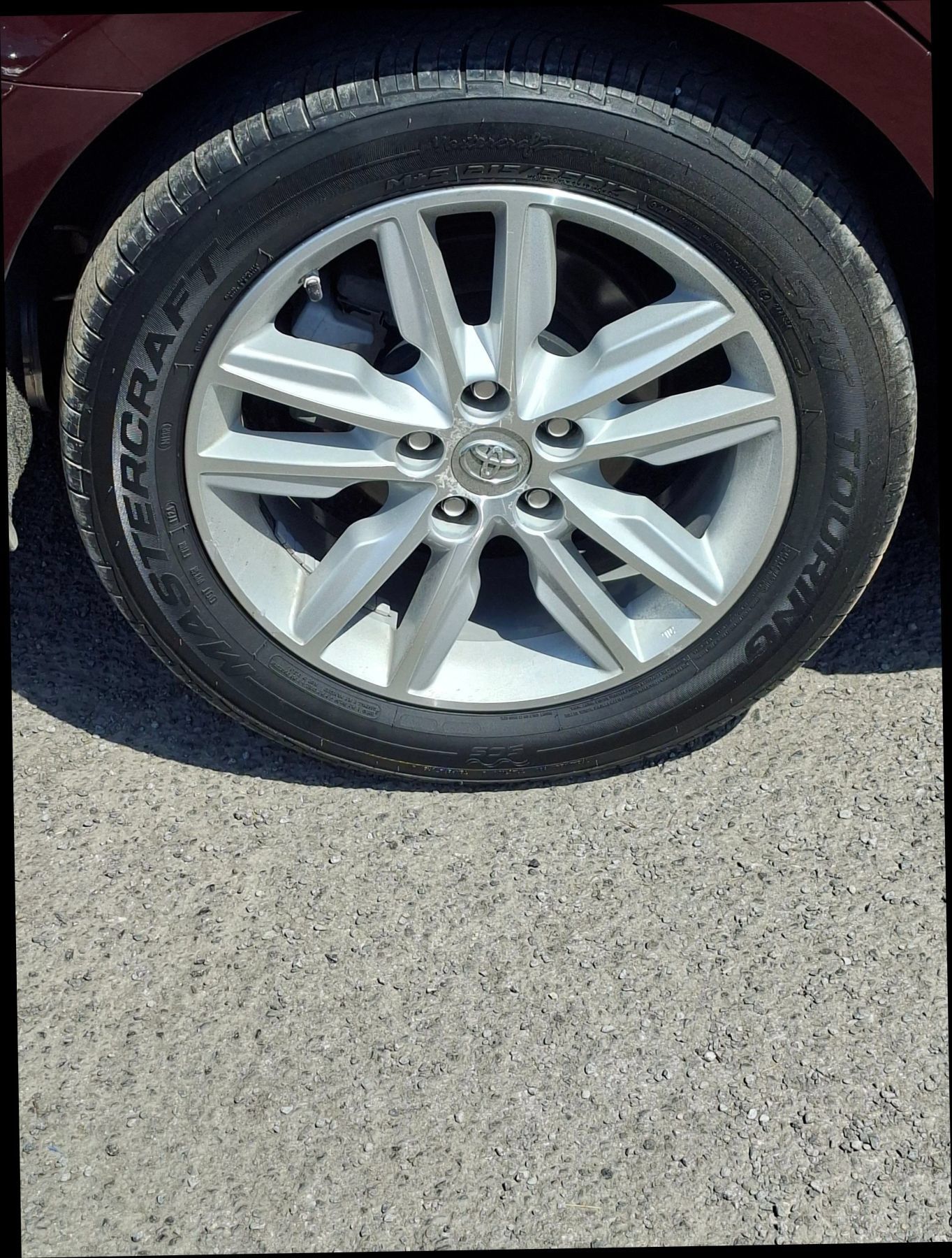 Used 2014 Toyota Avalon XLE FWD image 16