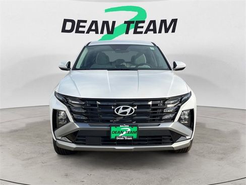 New 2026 Hyundai Tucson SE image 2