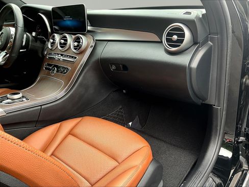 Used 2019 Mercedes-Benz C 300 4MATIC Sedan image 26