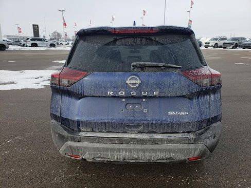 Used 2022 Nissan Rogue SV image 6