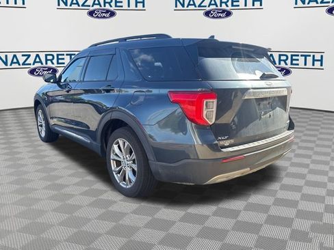 Used 2023 Ford Explorer XLT w/ Equipment Group 202A AWD/4WD image 5
