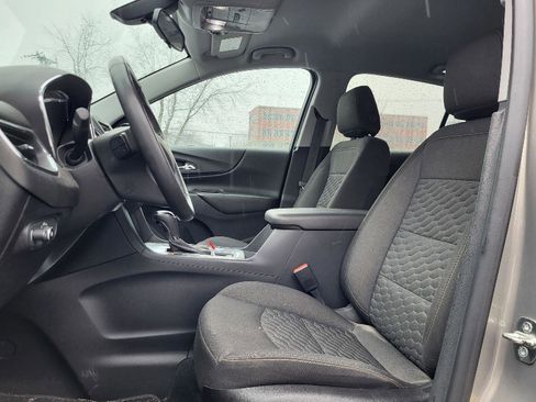 Used 2019 Chevrolet Equinox LT image 9