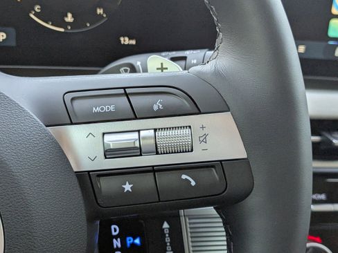 New 2026 Hyundai Tucson Limited image 32