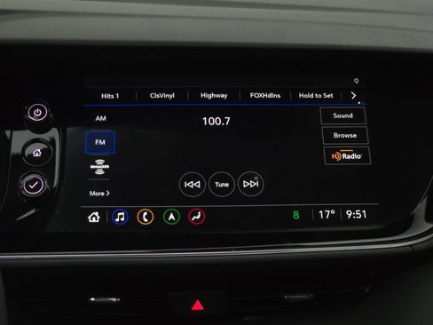 Used 2022 Buick Envision Avenir w/ Technology Package II image 34