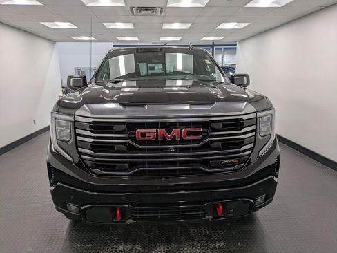 Used 2023 GMC Sierra 1500 AT4 w/ AT4 Preferred Package image 2