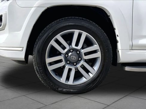 Used 2023 Toyota 4Runner TRD Sport w/ Technology Package AWD/4WD image 11