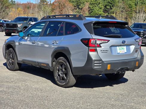Used 2022 Subaru Outback Wilderness image 17