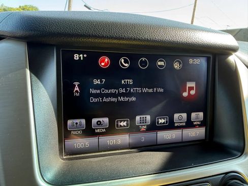 Used 2016 GMC Yukon XL Denali w/ Open Road Package AWD/4WD image 13