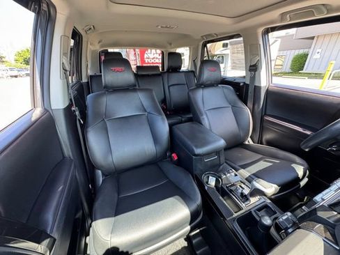 Used 2024 Toyota 4Runner TRD Off-Road Premium w/ Off Road Premium Plus Package AWD/4WD image 27