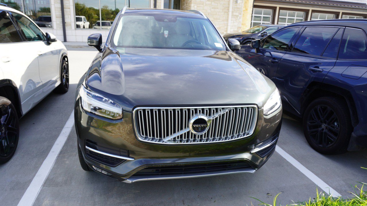 Used 2018 Volvo XC90 T6 Inscription w/ Convenience Package AWD/4WD image 2