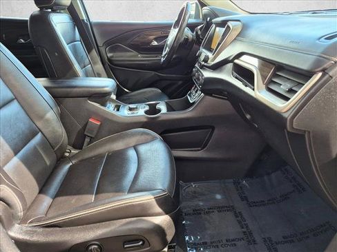 Used 2019 GMC Terrain Denali w/ GMC Pro Grade Package AWD/4WD image 22