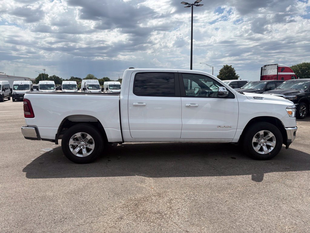 Used 2024 RAM 1500 Laramie AWD/4WD image 9