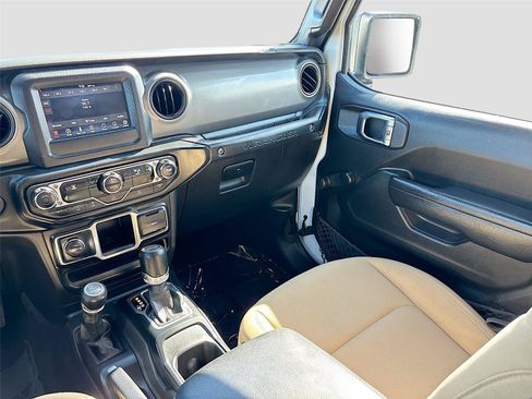 Used 2023 Jeep Wrangler Unlimited Sport AWD/4WD image 21