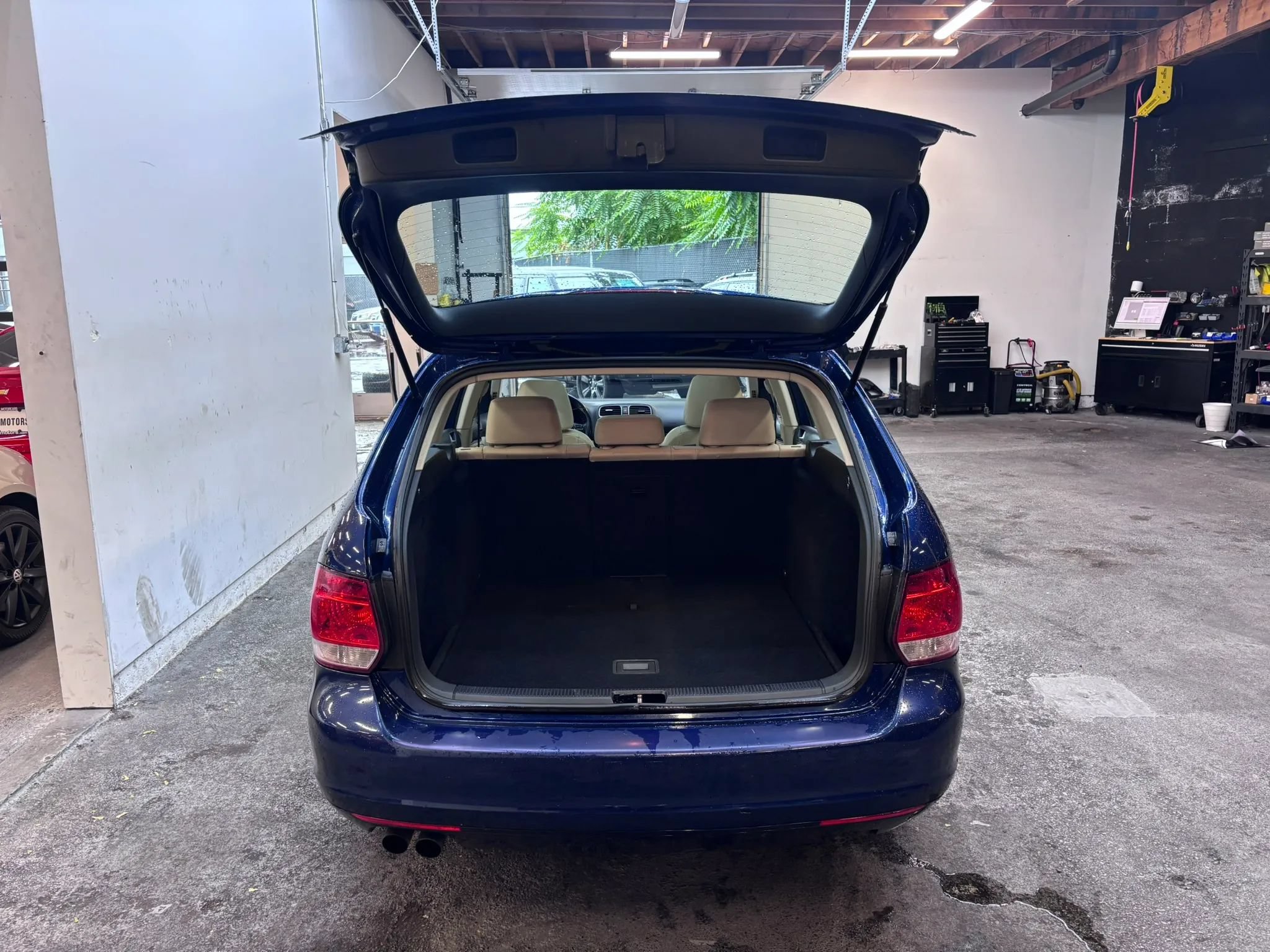 Used 2012 Volkswagen Jetta TDI FWD image 22