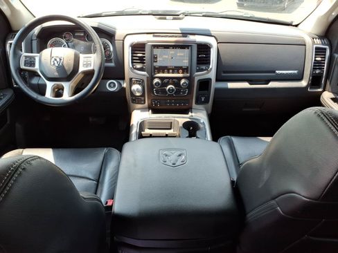 Used 2016 RAM 1500 Laramie w/ Convenience Group AWD/4WD image 12