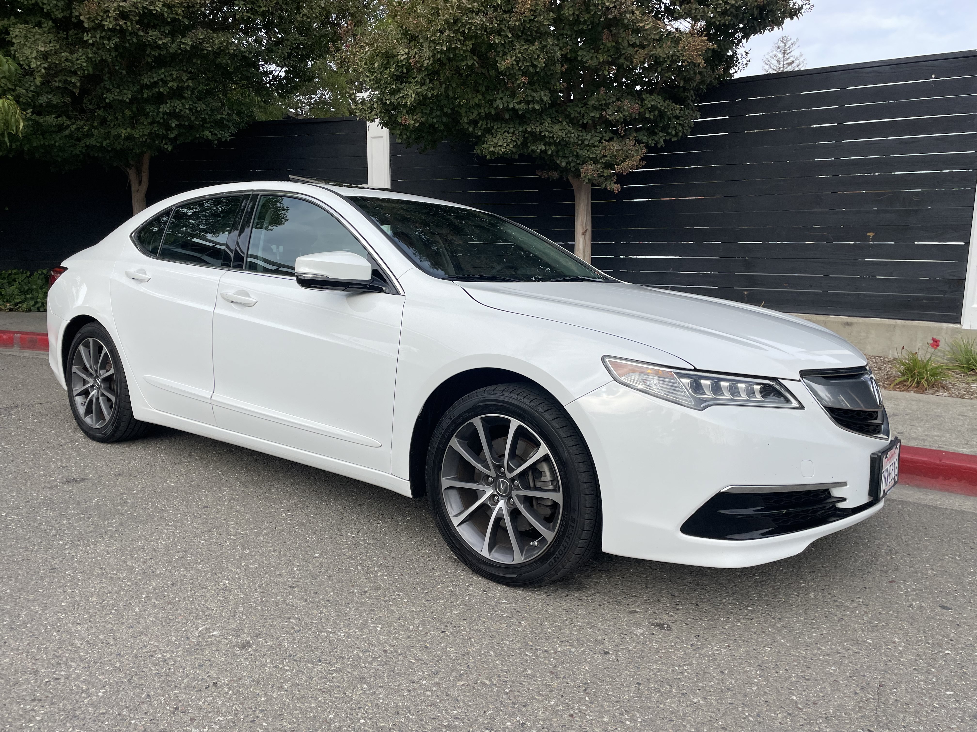 Used 2015 Acura TLX w/ Technology Package AWD/4WD image 14