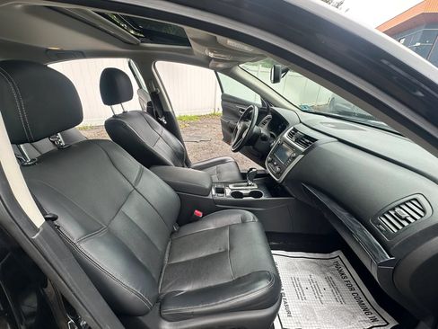 Used 2016 Nissan Altima 2.5 SL w/ 2.5 Technology Package FWD image 20