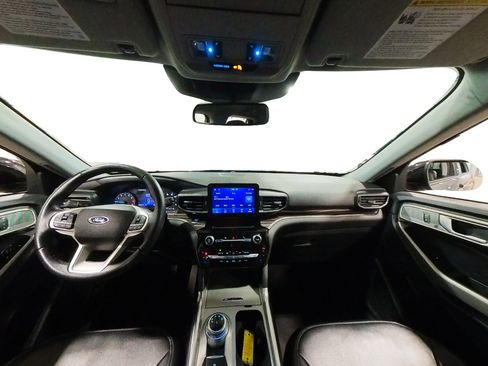 Used 2023 Ford Explorer Limited w/ Equipment Group 301A image 44